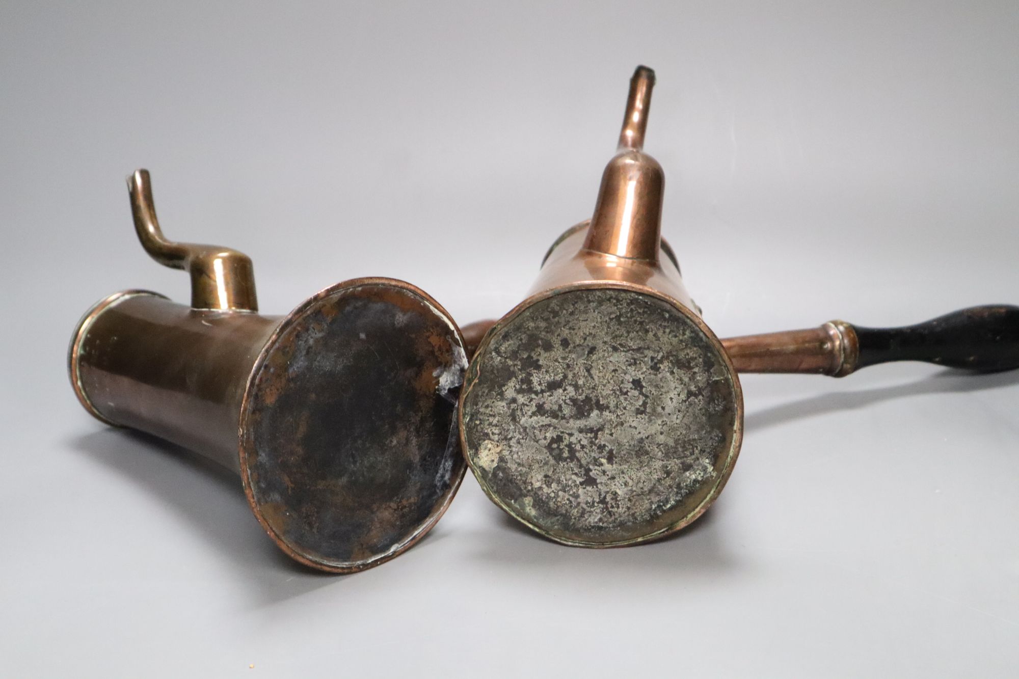 Two 18th century copper Tavern coffee pots, tallest 20cm